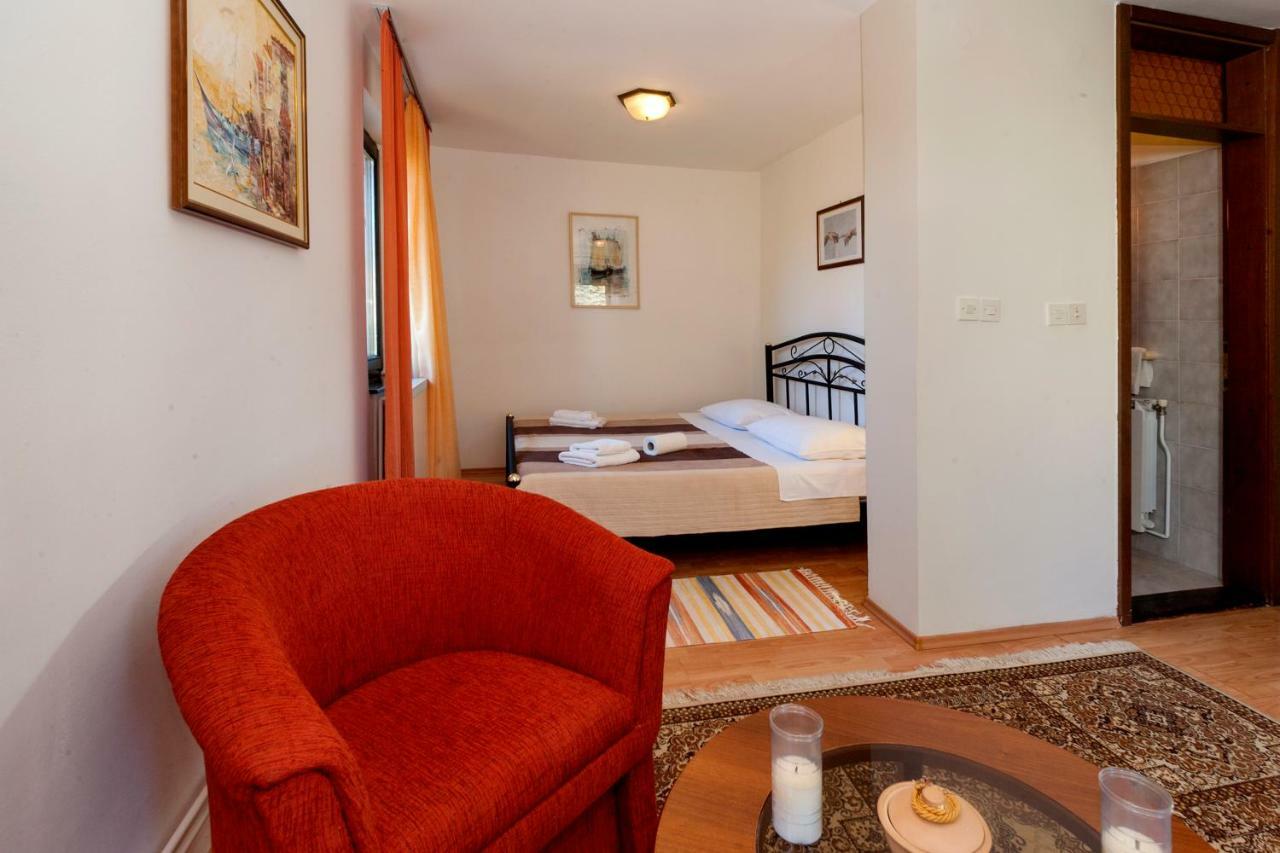 Villa Carolina Tar-Vabriga Ngoại thất bức ảnh