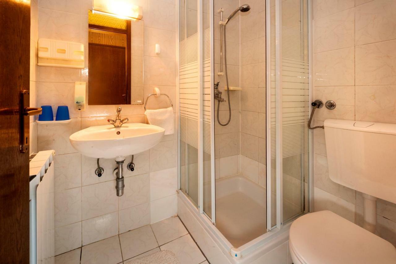 Villa Carolina Tar-Vabriga Ngoại thất bức ảnh
