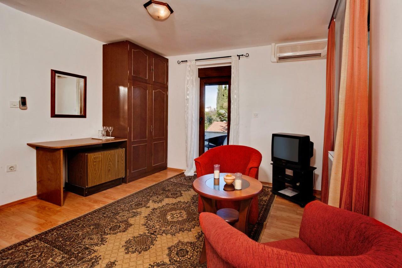Villa Carolina Tar-Vabriga Ngoại thất bức ảnh